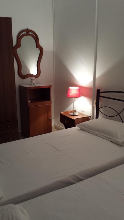 Eva Apartments Svoronata Habitación foto